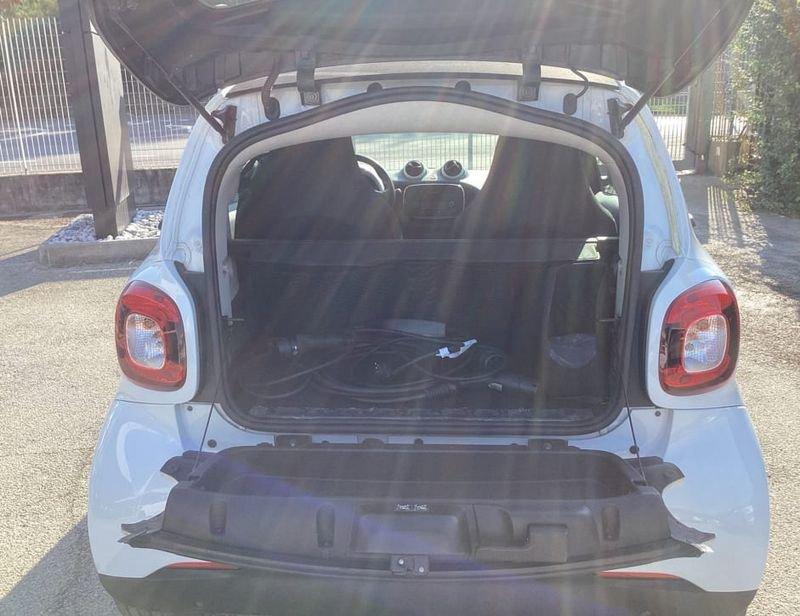 smart fortwo EQ PULSE 4,6KW
