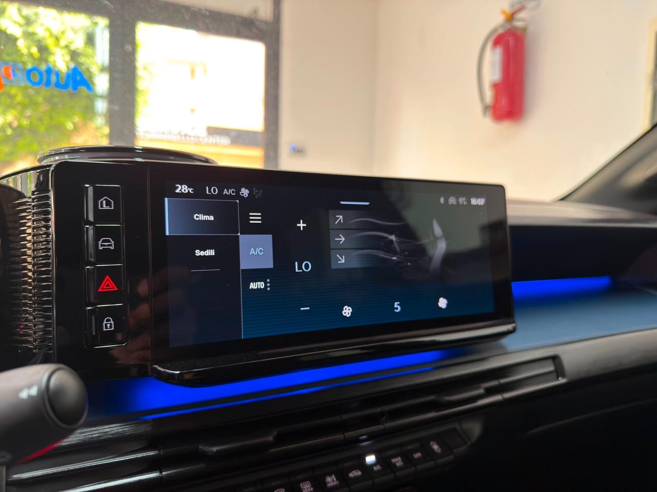 Lancia Ypsilon Hybrid 110CV e-DCT Edizione Cassina