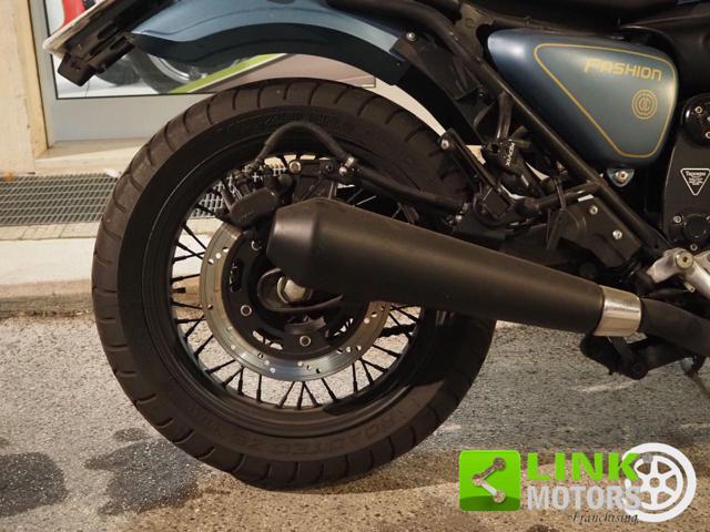 TRIUMPH Legend TT 900 *UNICA*