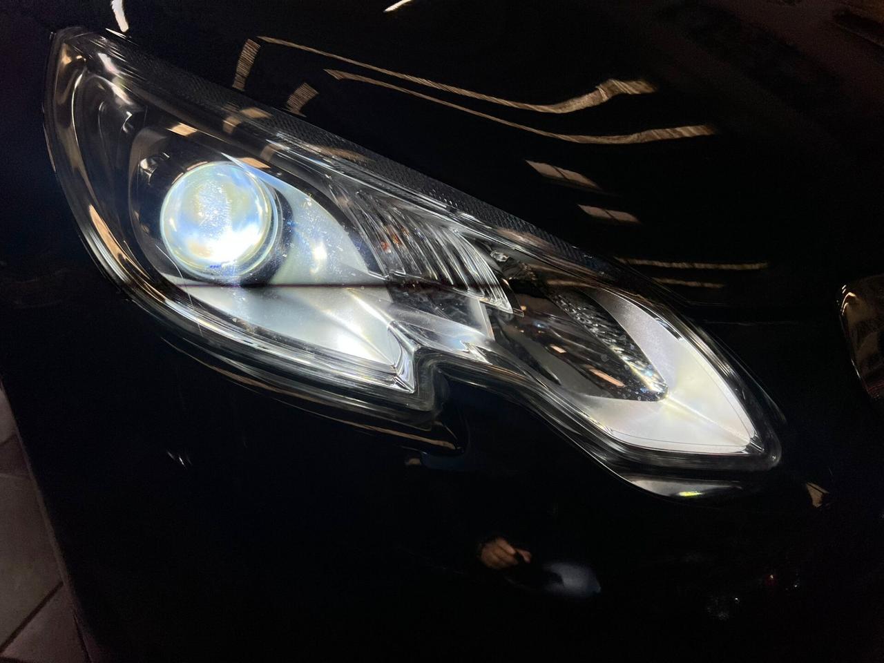 Peugeot 2008 BlueHDi 100 Black Matt GT- unico proprietario