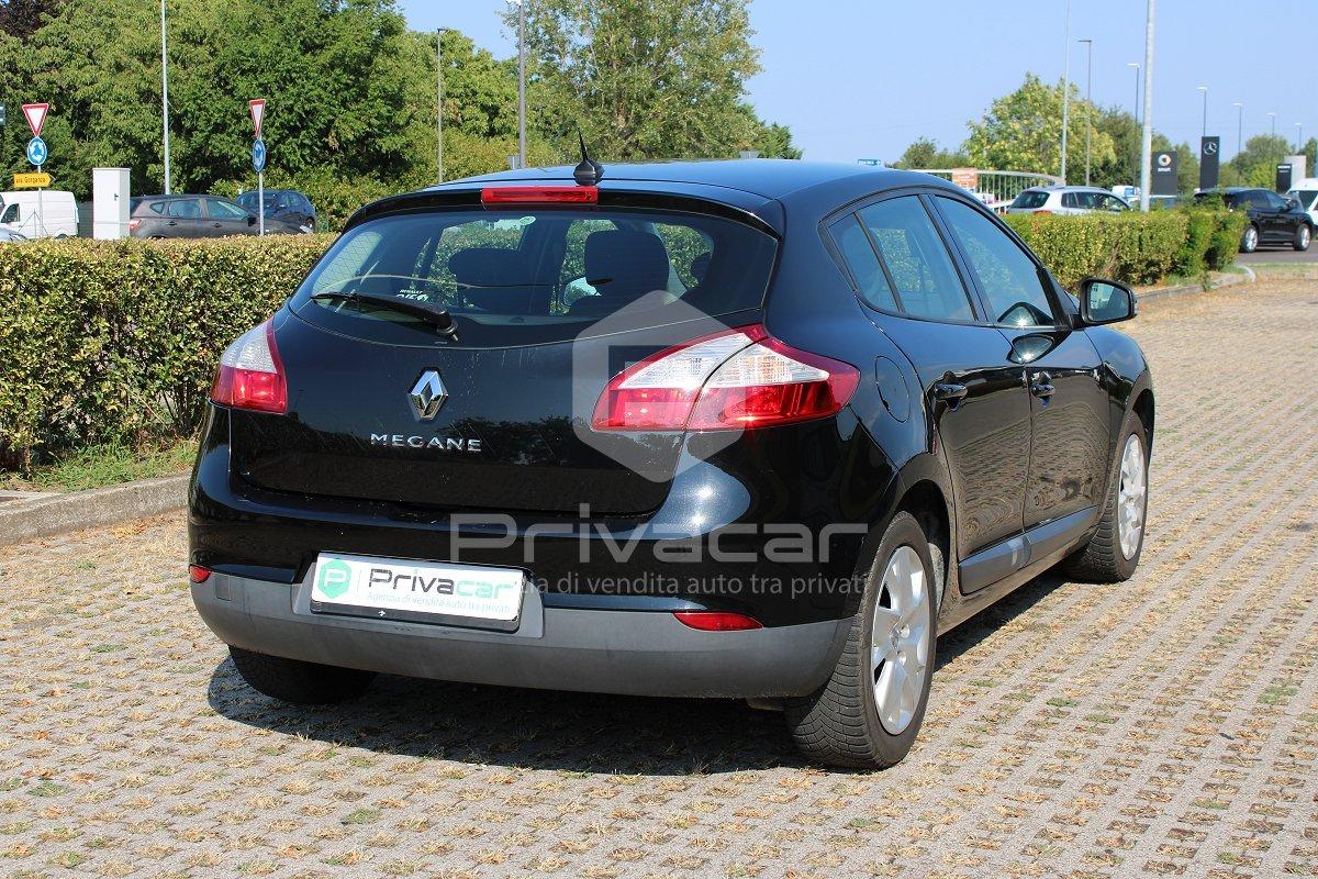 RENAULT Mégane 1.6 Attractive