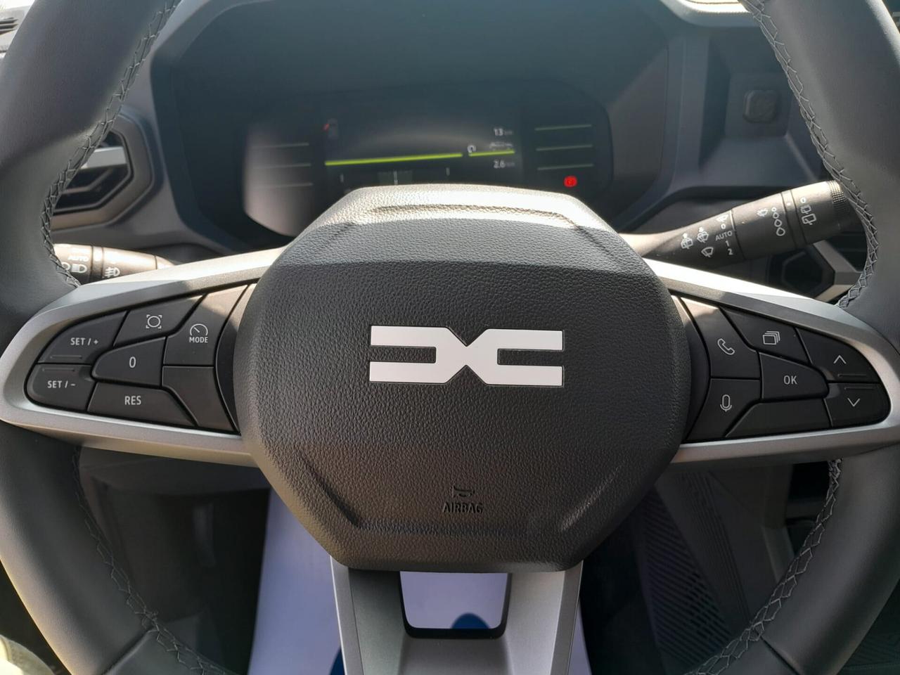 !!! Dacia Duster JOURNEY FULL HYBRID 155 CV "KM ZERO" !!!