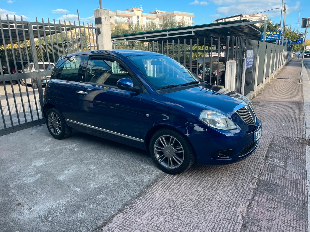 Lancia Ypsilon 1.2 Diva X Neo Patentati