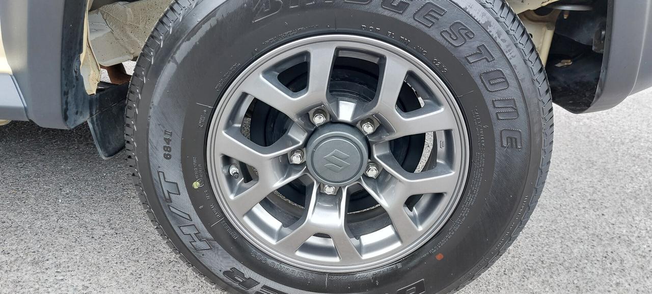 Suzuki Jimny 1.5 4AT Top