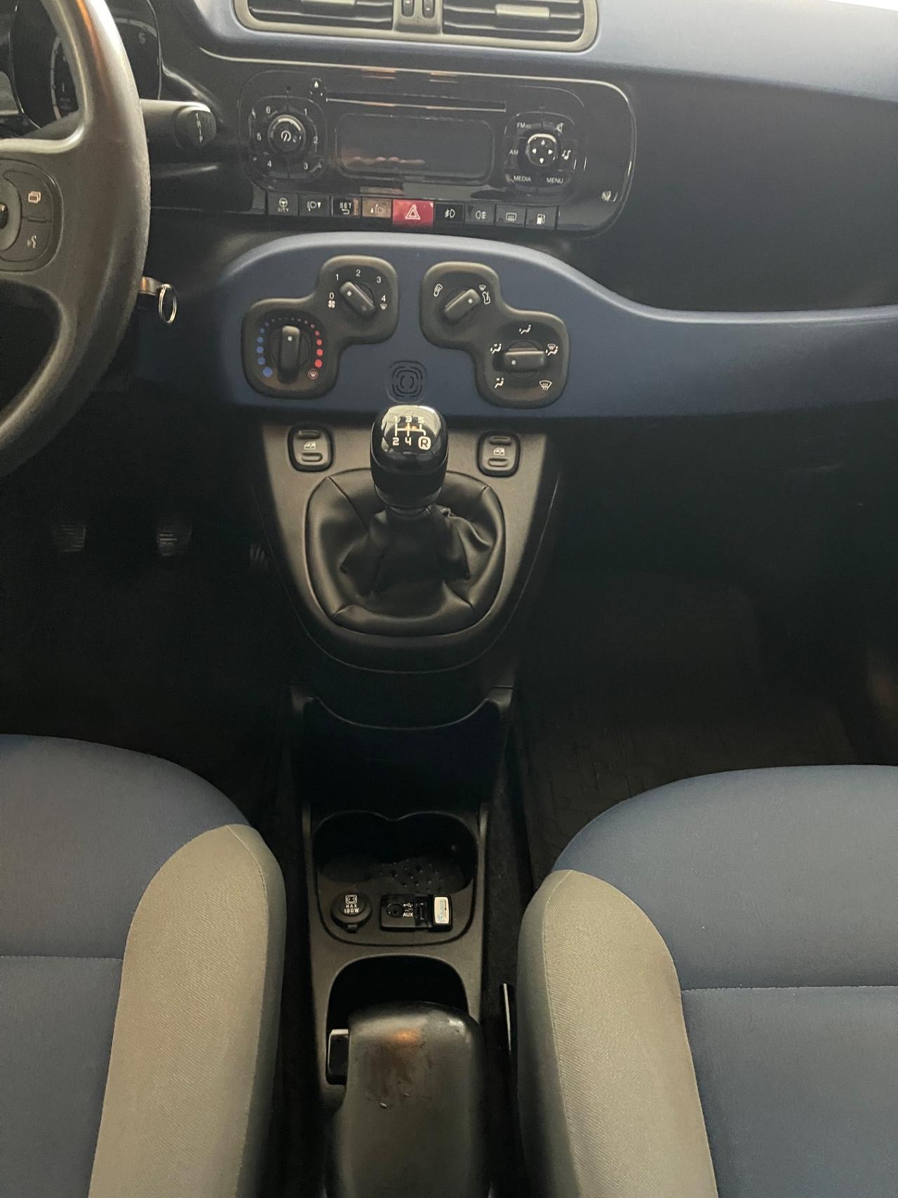 Fiat Panda 0.9 TwinAir Turbo Natural Power Lounge (62 kw)