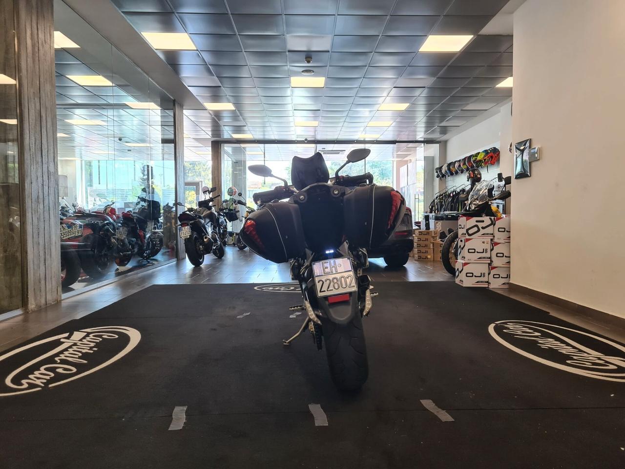 MV AGUSTA STRADALE 800
