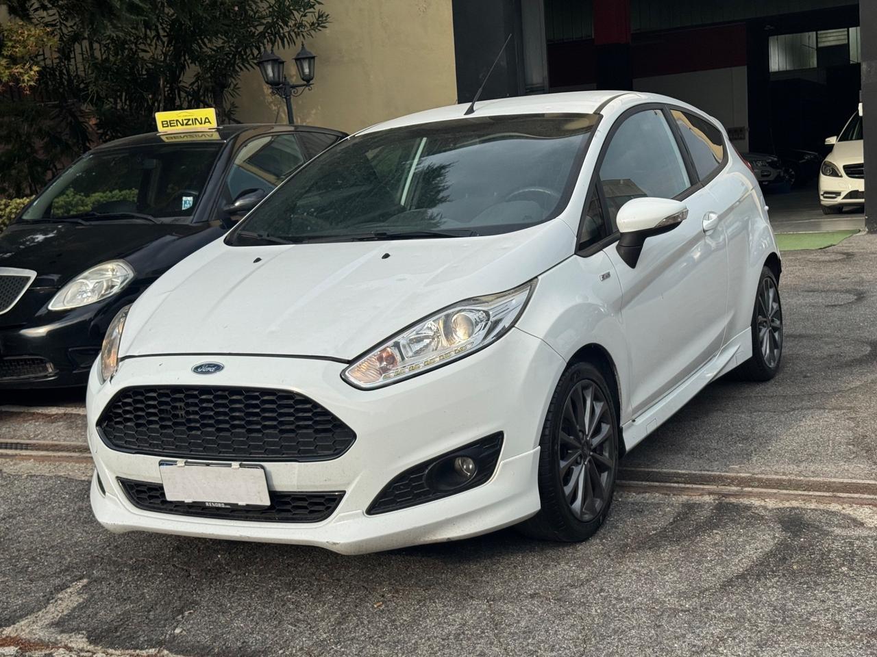 Ford Fiesta 1.5 TDCi 3 porte ST-Line