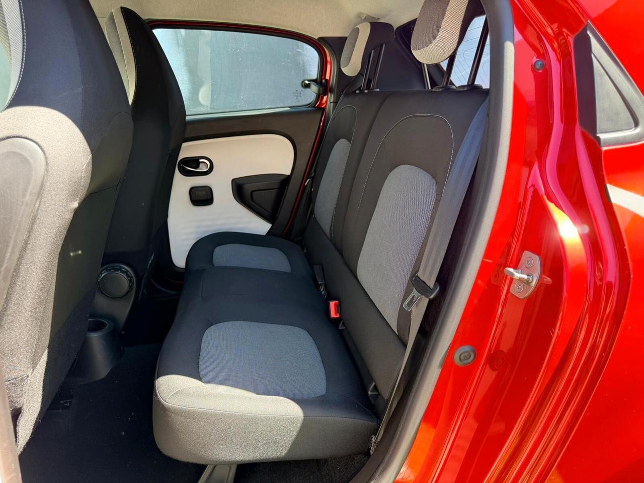 Renault Twingo SCe 65 CV Intens