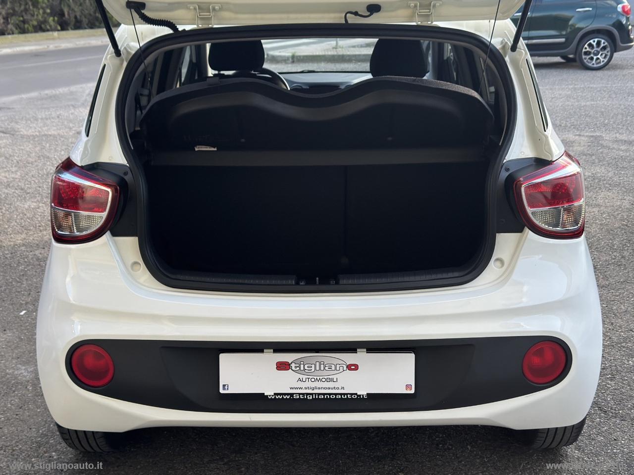 HYUNDAI i10 1.0 MPI Prime