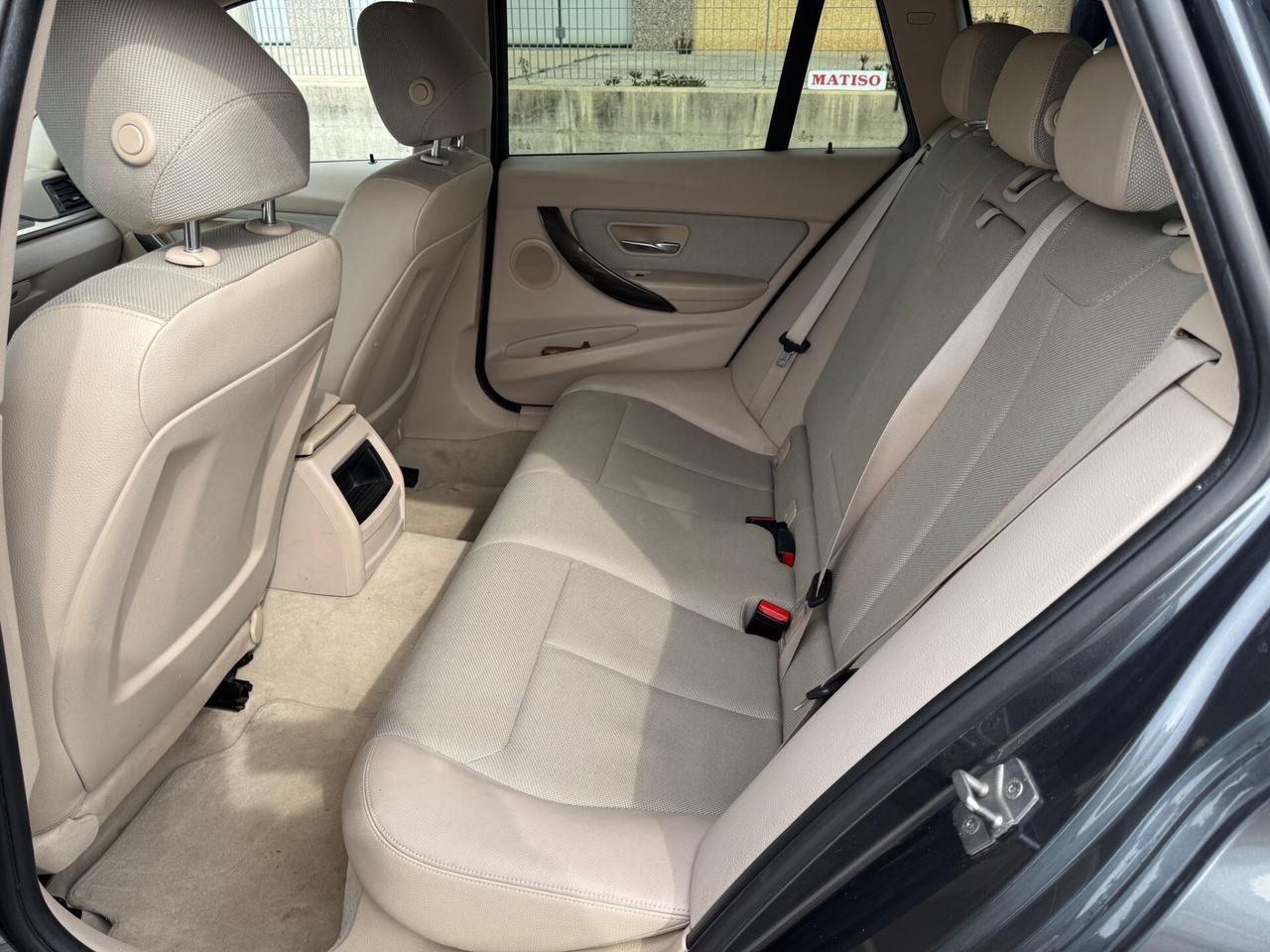 PACCHETTO: Classe A-Bmw 316D. NON SONO VENDIBILE SEPARATAMENTE