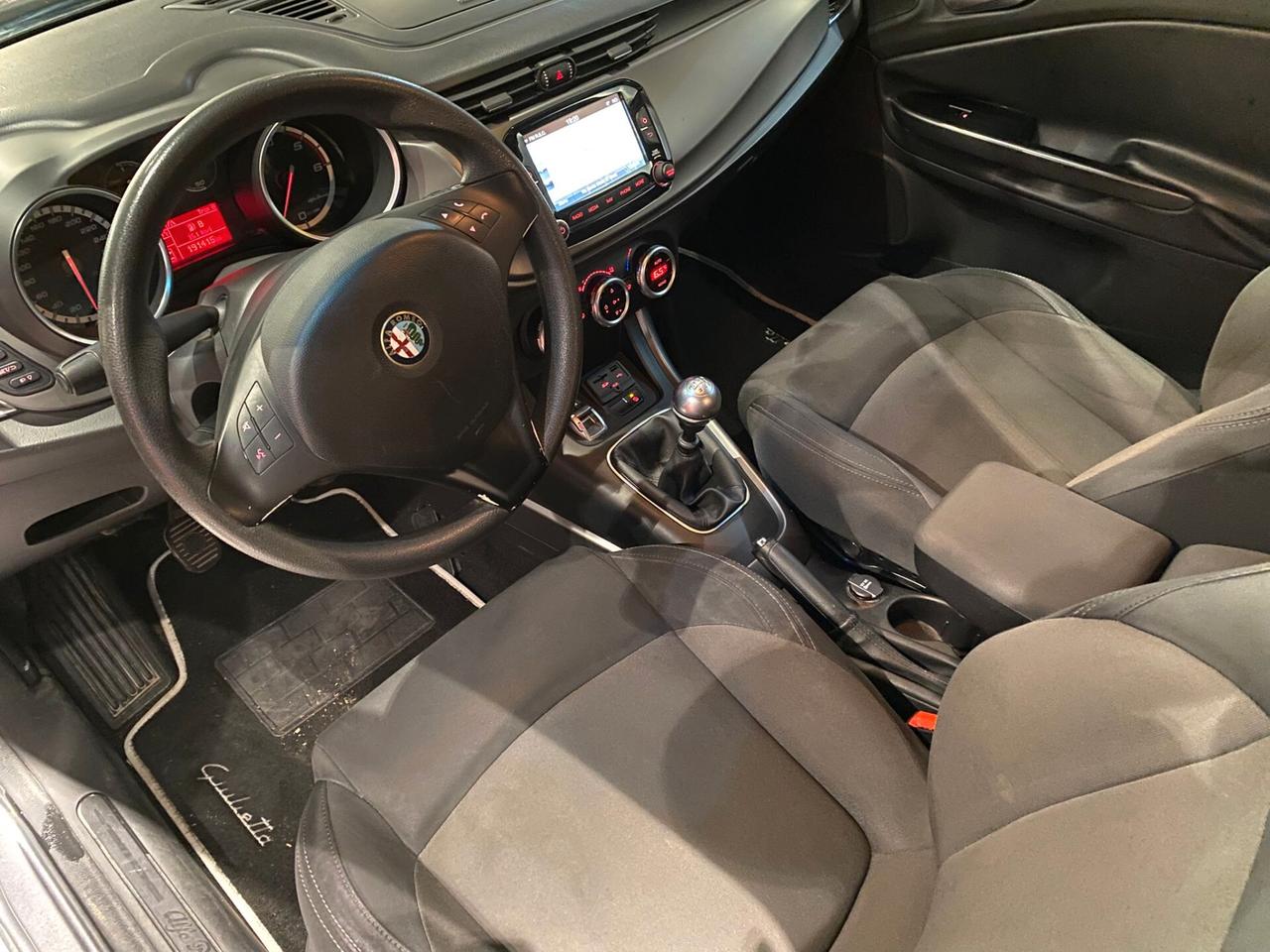 Alfa Romeo Giulietta 1.6 JTDm-2 105 CV Distinctive