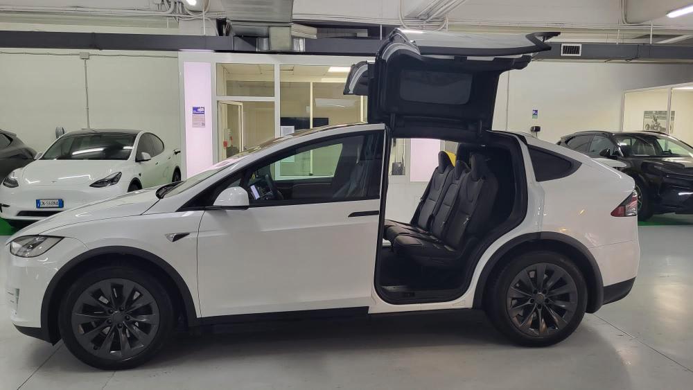 Tesla Model X Long Range Plus awd