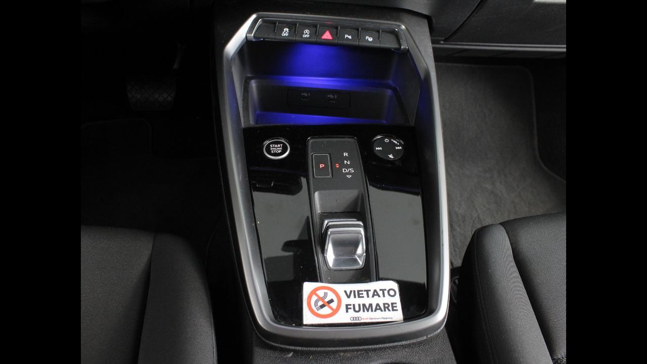 Audi A3 SPORTBACK 1,0 L3 81 DSG