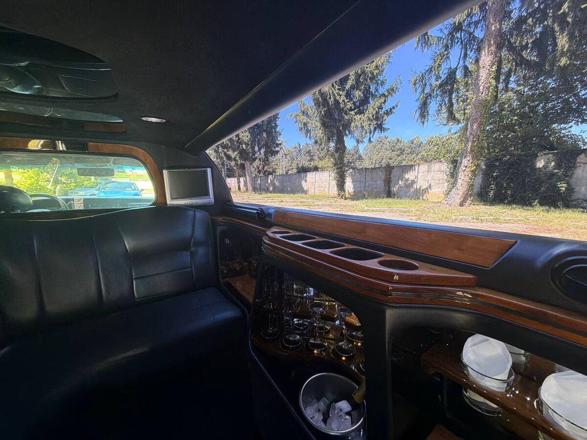 Ford Lincoln Town Car Executive Series