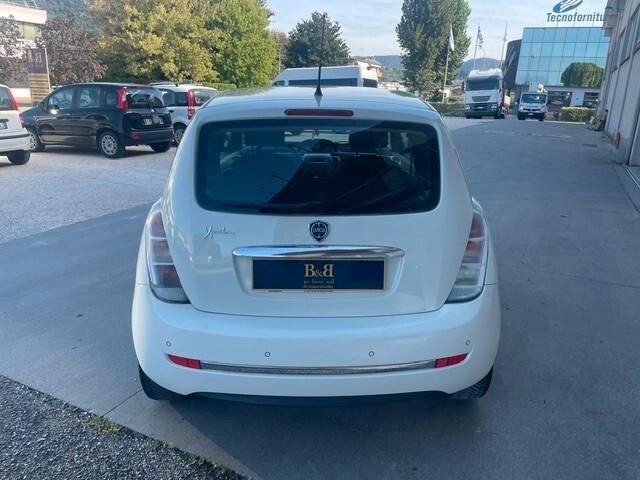 LANCIA YPSILON 1.2 69 CV DIVA – BENZINA – 02/2011