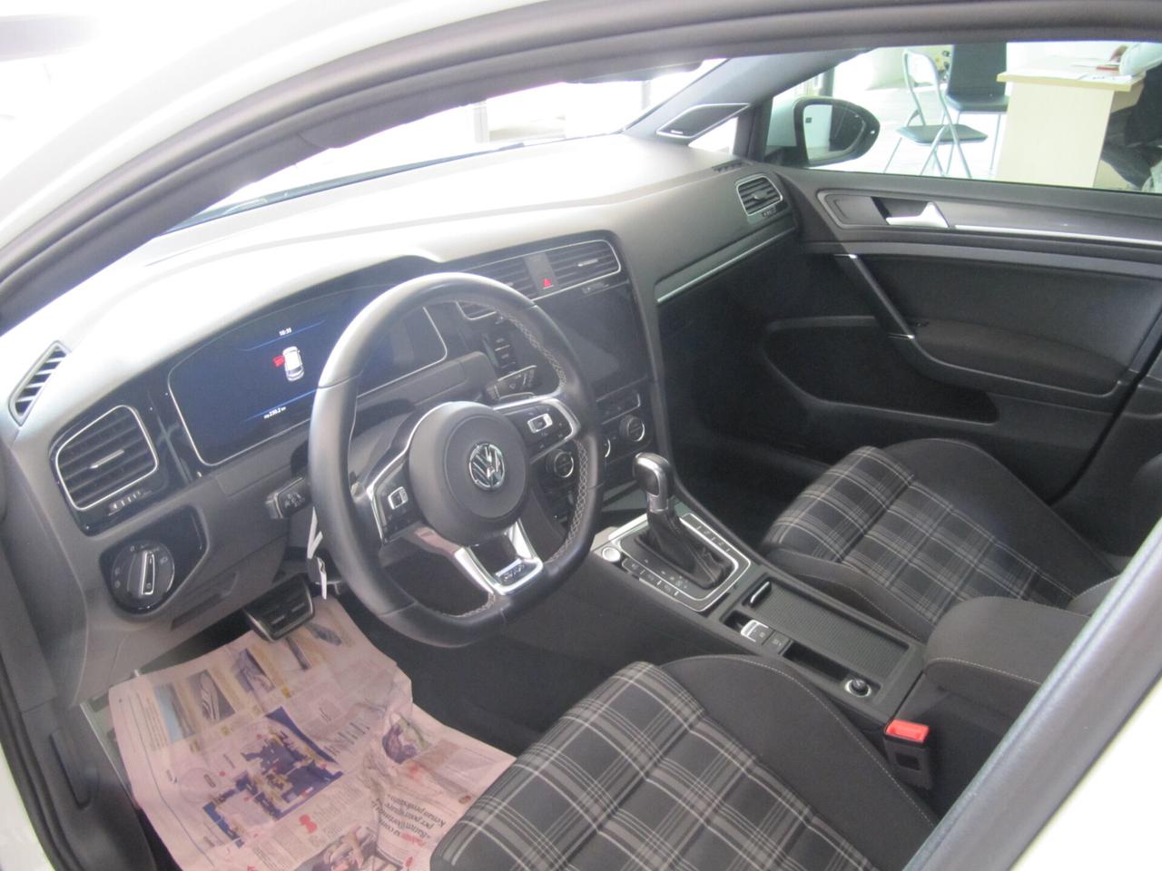 Volkswagen Golf 7 GTD 2.0 TDI DSG BlueMotion Technology -