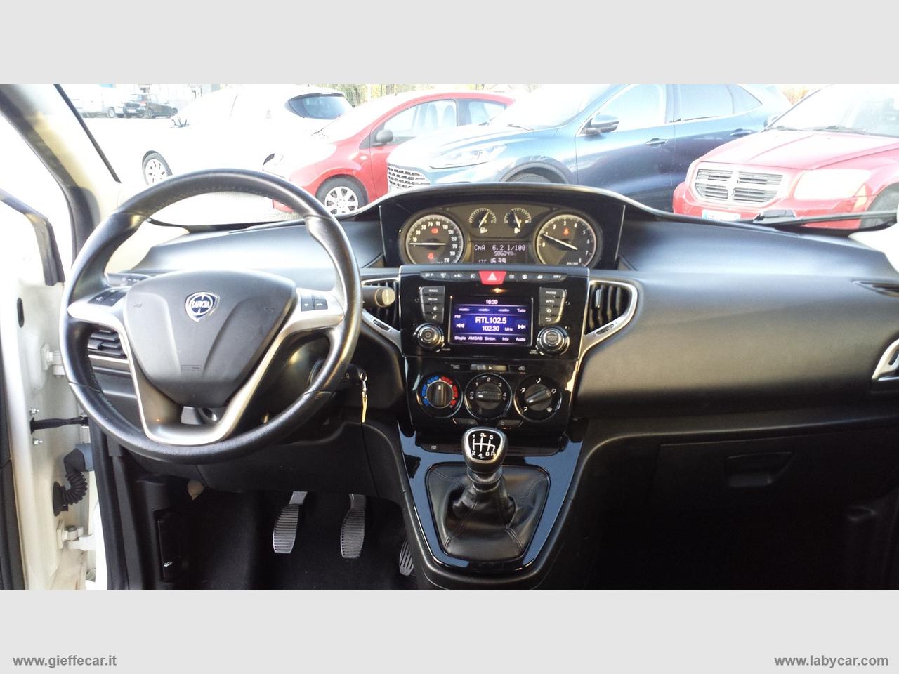 LANCIA Ypsilon 1.0 FireFly 5p.S&S HYBRID Gold 5 POSTI