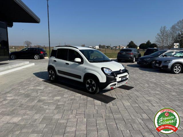 FIAT Panda 1.0 Cross FireFly S&S Hybrid ANCHE NEOPATENTATI