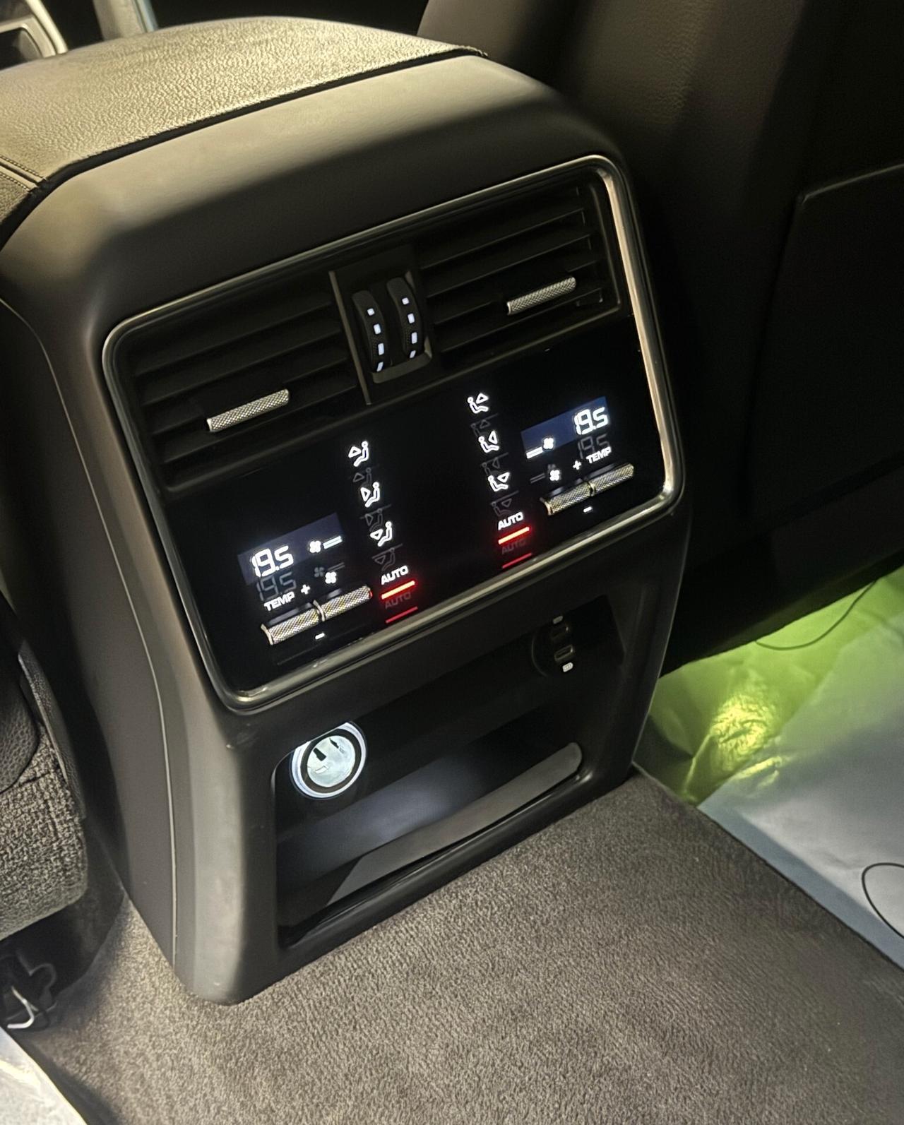 Porsche Cayenne Coupé 3.0 V6 E-Hybrid