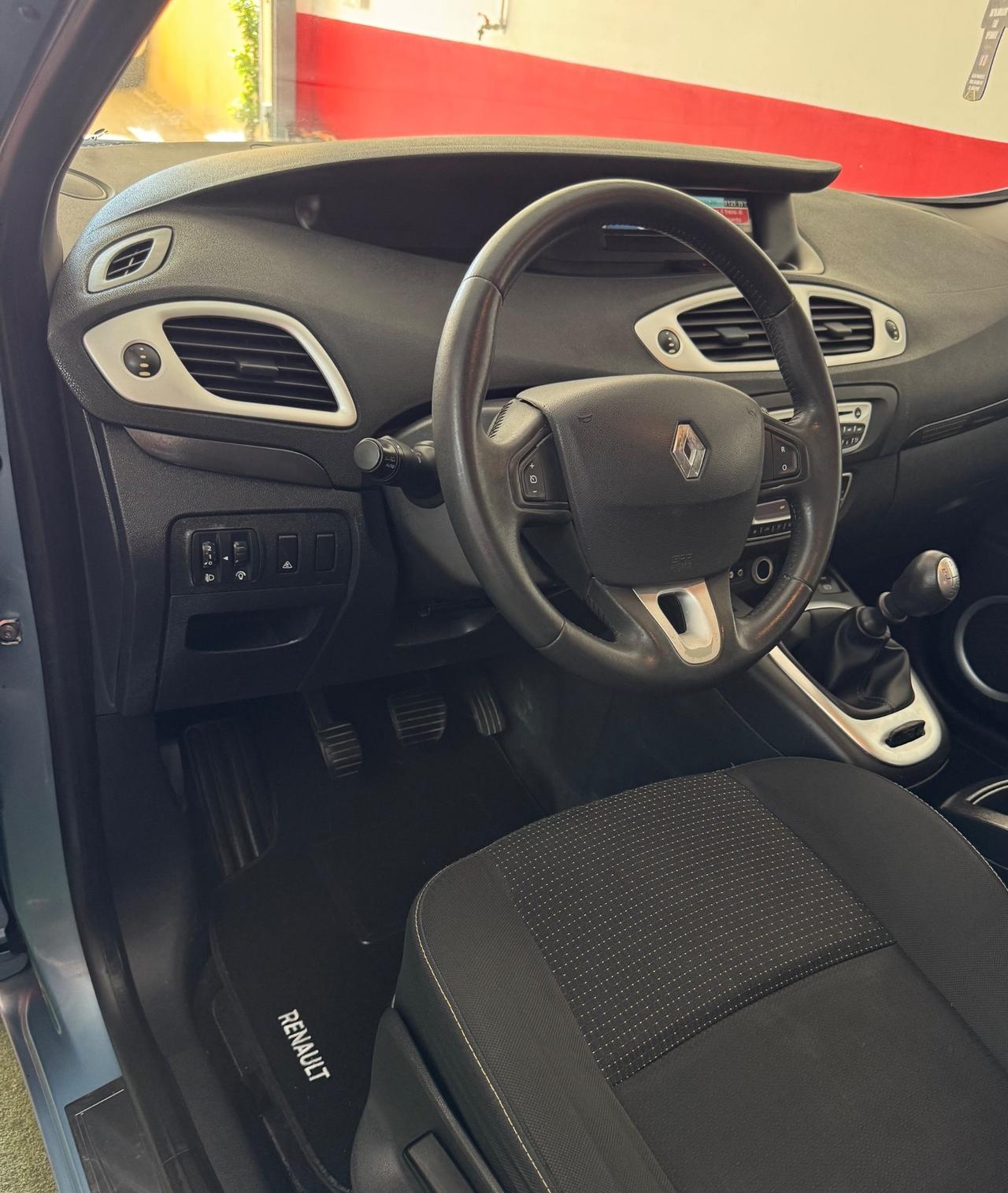 Renault Scenic Scénic 1.5 dCi 110CV Dynamique 7 POSTI 140000 Chilometri