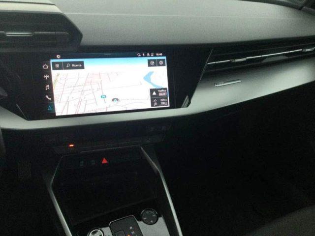 AUDI A3 SPB 30 g-tron S-tronic Business NAVI, VIRTUAL, LED