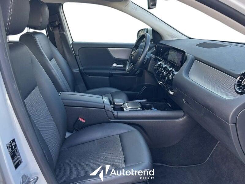Mercedes-Benz GLA 180 d 116 CV Automatica NAVI LED Business Extra