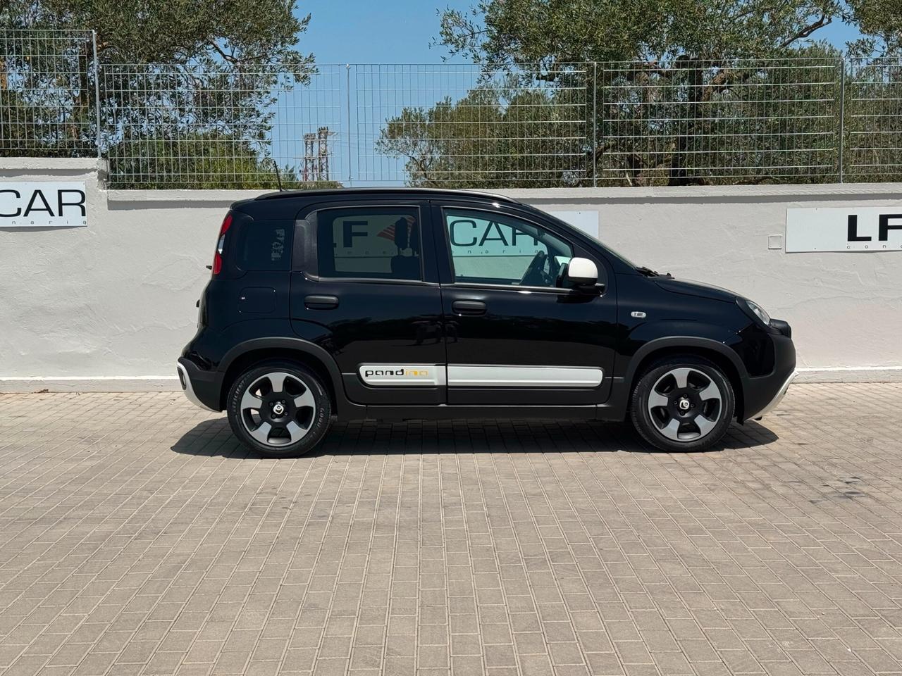 Fiat Panda Cross 1.0 FireFly S&S Hybrid PANDINA 70 cv