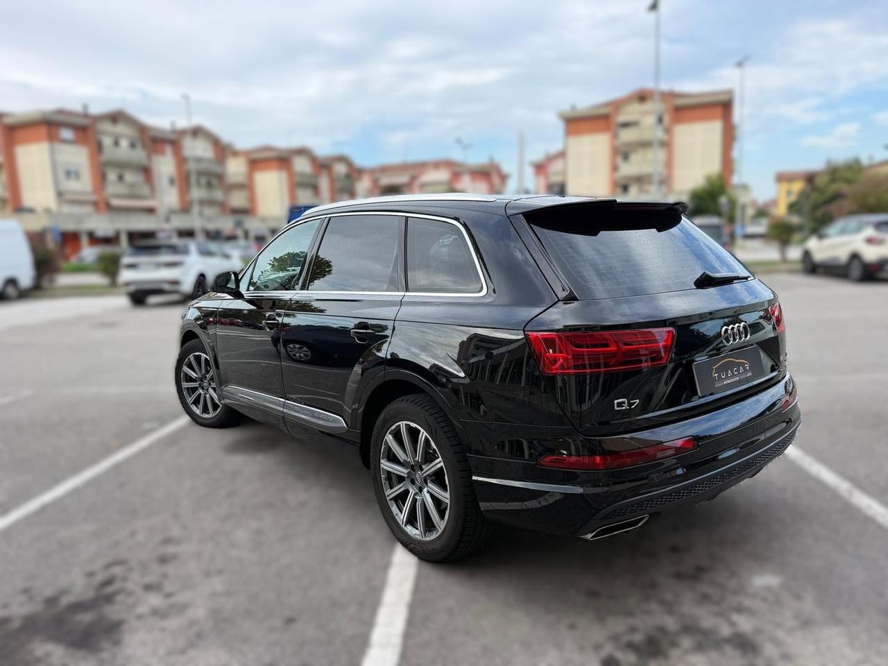 Audi Q7 3.0 TDI #50241