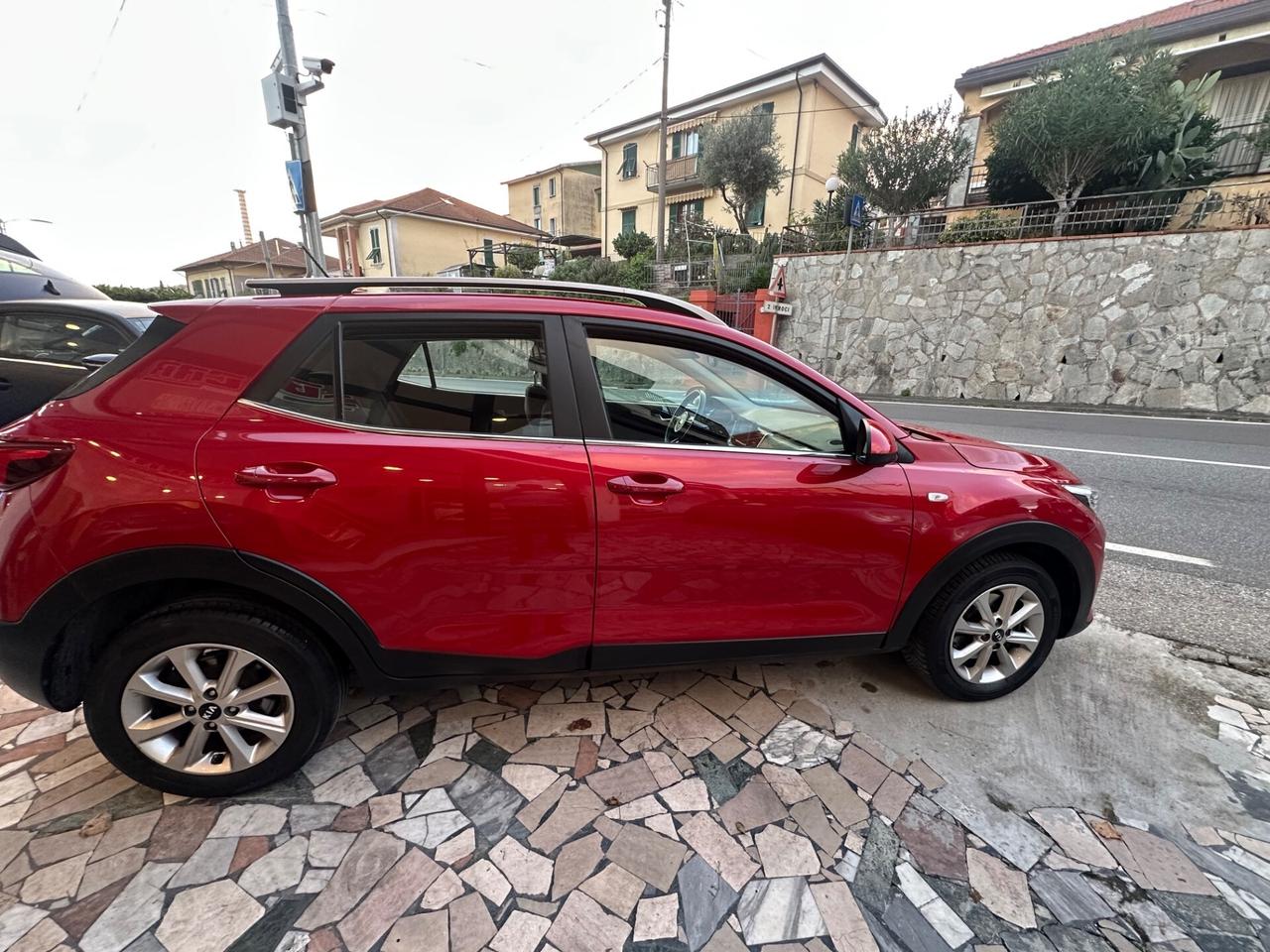 Kia Stonic 1.4 MPI 100 CV Urban