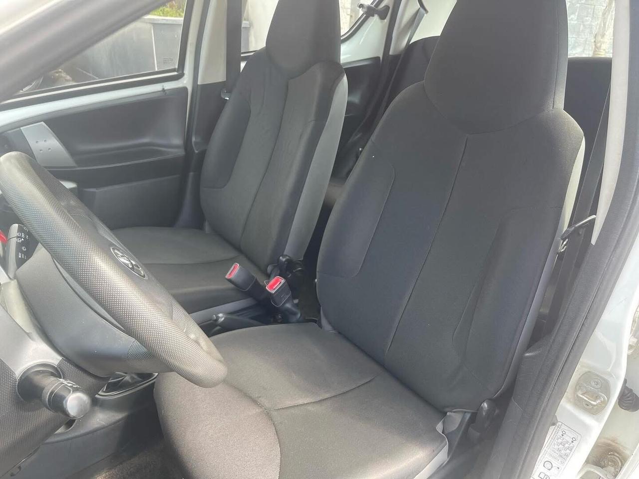 Toyota Aygo 1.0 12V VVT-i 5 porte -2013