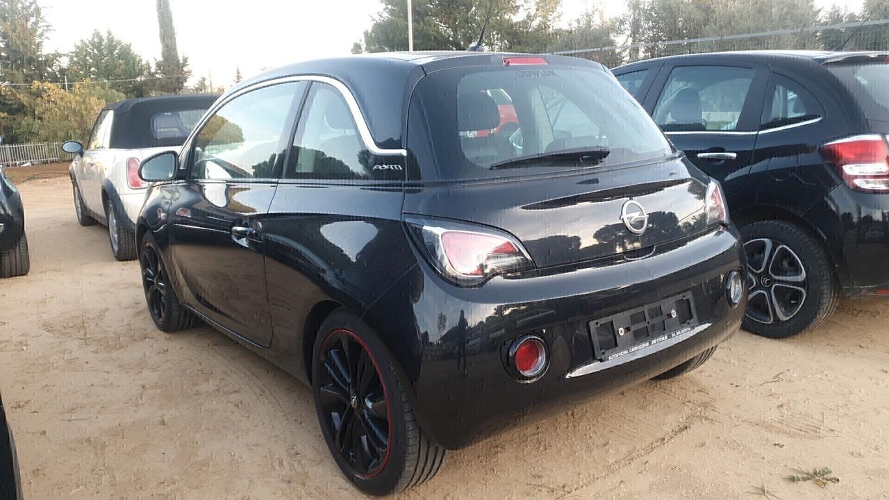 Opel Adam 1.4 87 CV 2013