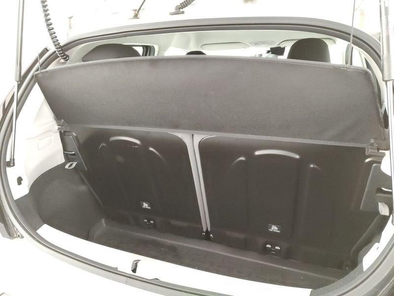 Toyota Aygo 1.0 VVT-i 72 CV 5 porte Connect X-Fun