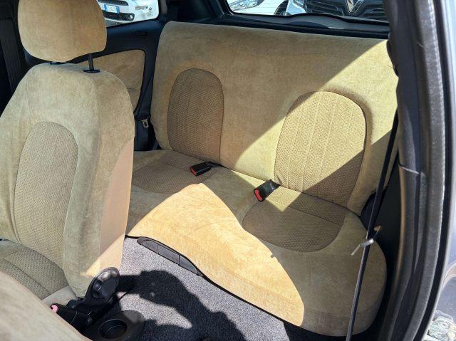 LANCIA Ypsilon Ypsilon II 1.4 16v Argento gpl automatica