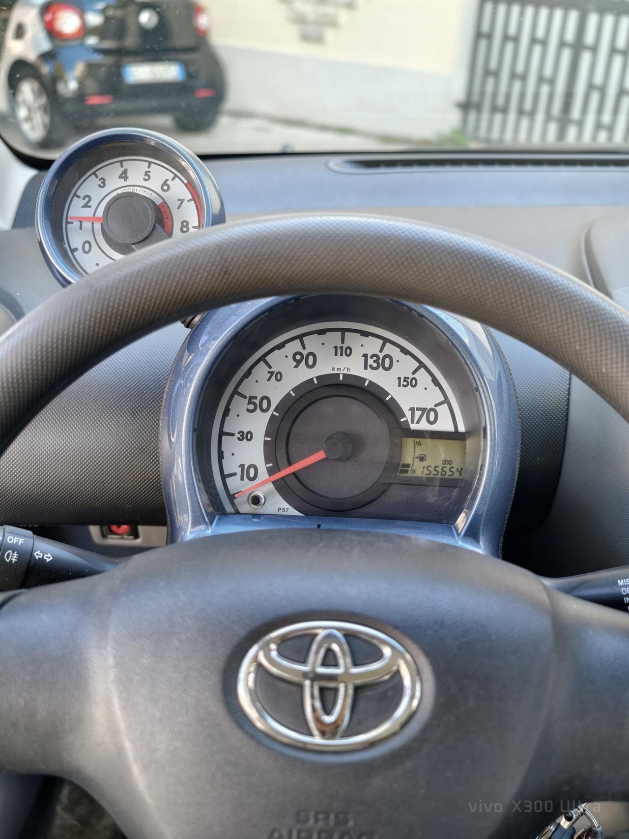 Toyota Aygo 1.0 12V VVT-i 5 porte Sound edizione