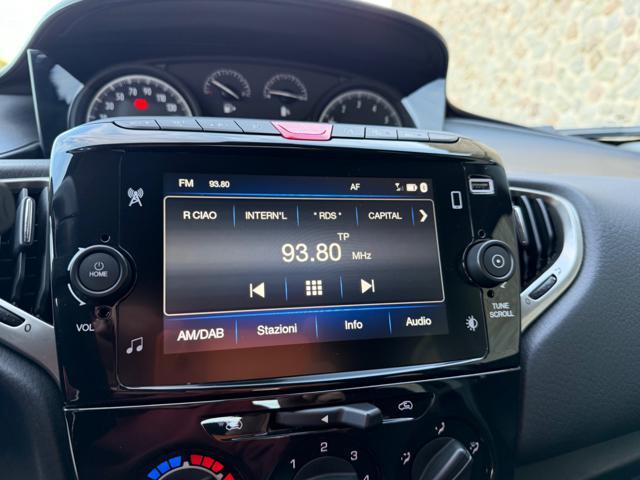 LANCIA Ypsilon HYBRID GOLD+NAVI+SENSORI PARK+5 POSTI