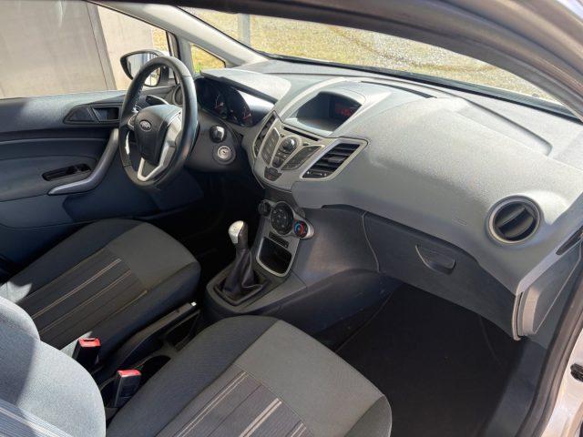 FORD Fiesta 1.2 82CV 5 porte OK NEOPATENTATI EURO 5 BENZINA