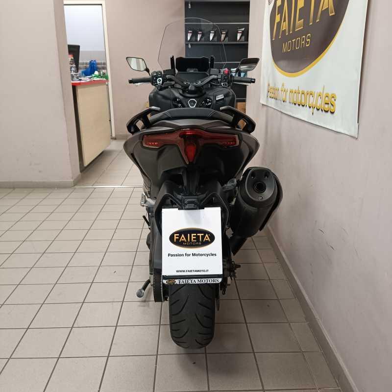 Yamaha T-Max 560 Tech Max - 2025