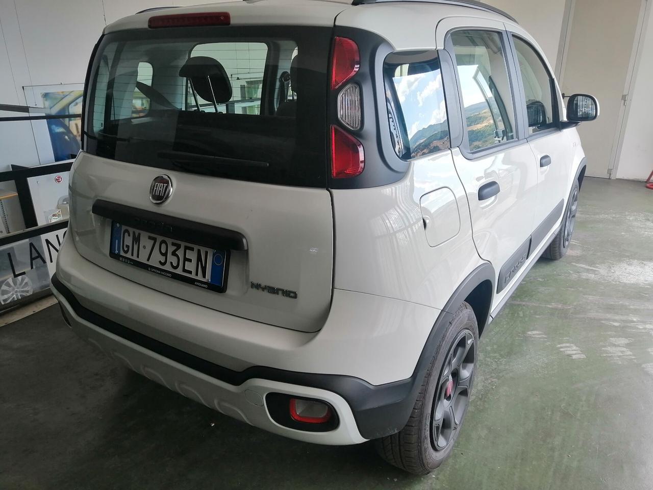 Fiat Panda 1.0 S&S Hybrid CROSS