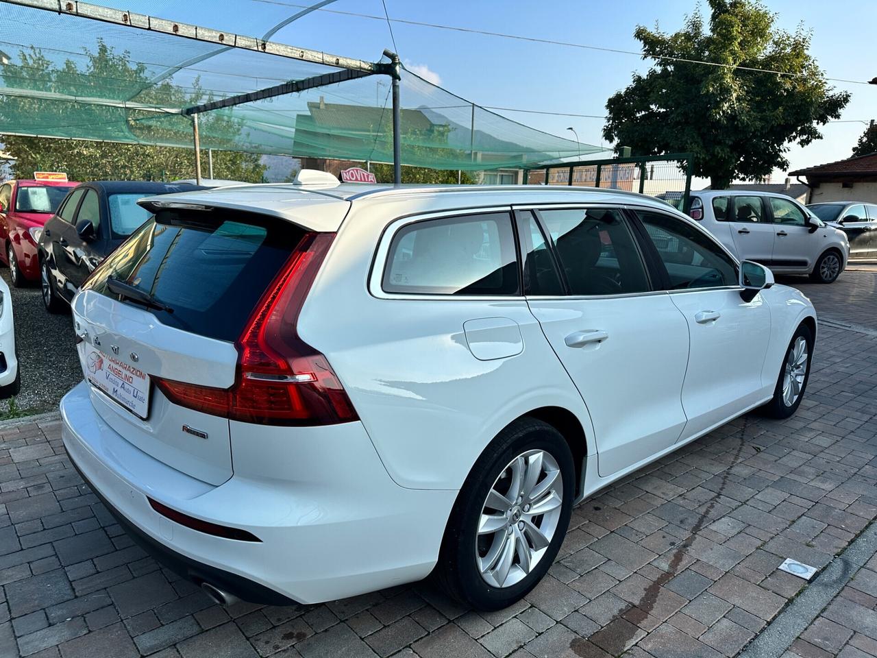 Volvo V60 D4 Geartronic R-design