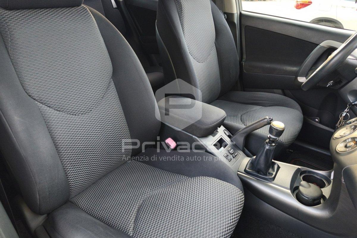 TOYOTA RAV4 2.2 D-4D 150 CV DPF