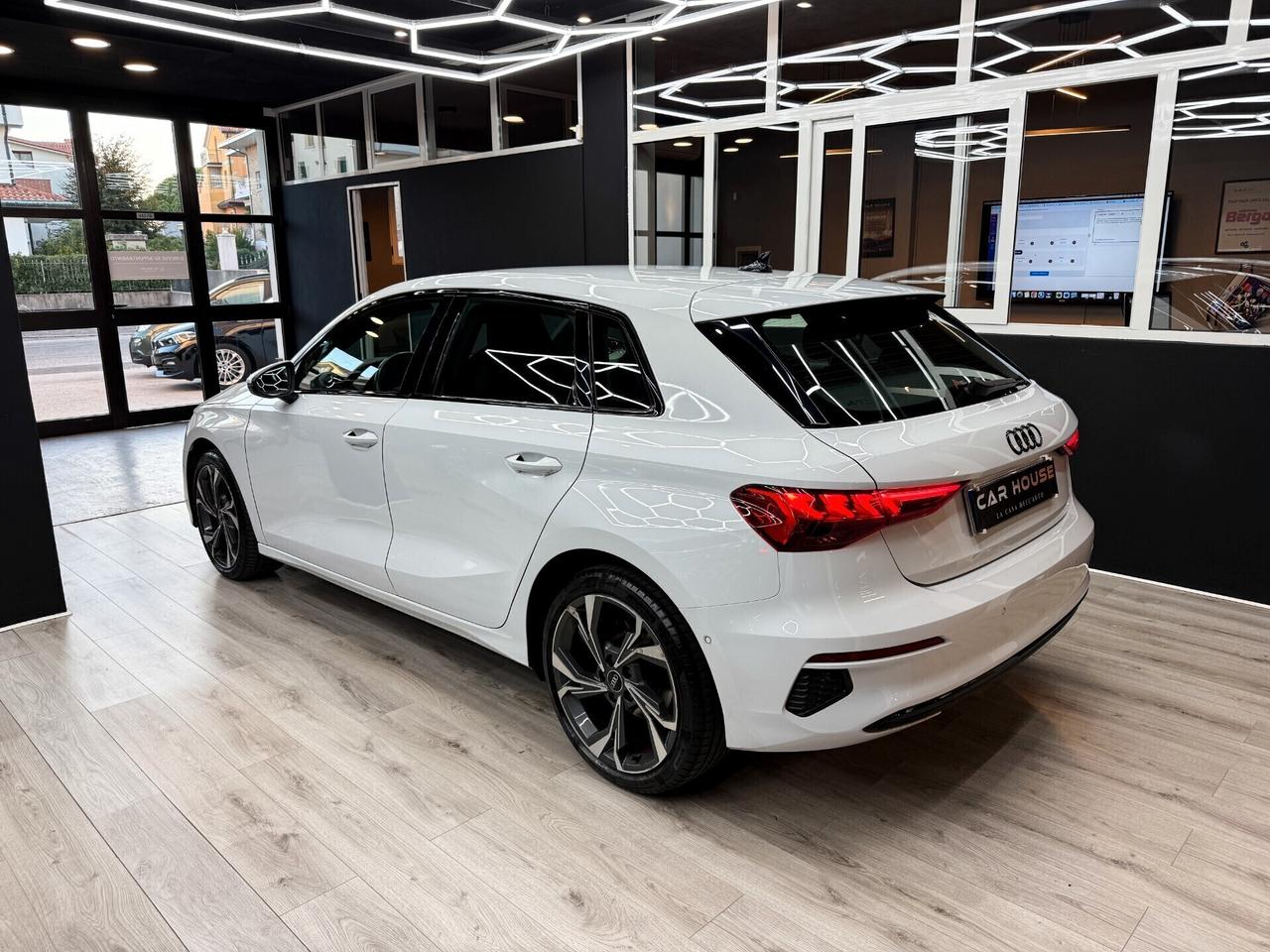 Audi A3 SPB 30 TFSI S LINE S Tronic