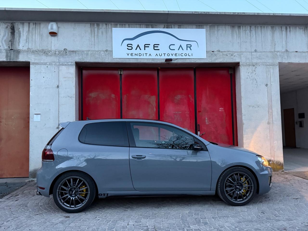 Volkswagen Golf GTI 2.0 TSI 3p.