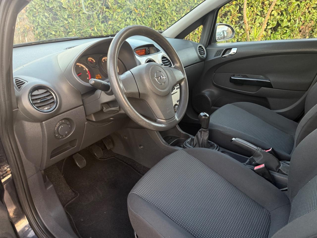 Opel Corsa 1.2 5Porte Cosmo