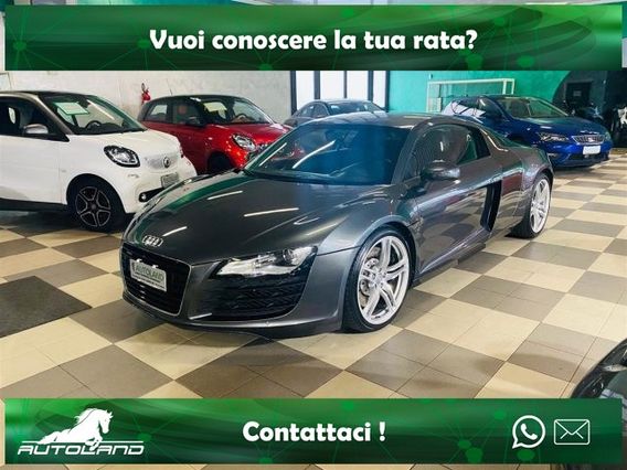 AUDI R8 4.2 V8 FSI quattro R tronic 2X Carbon