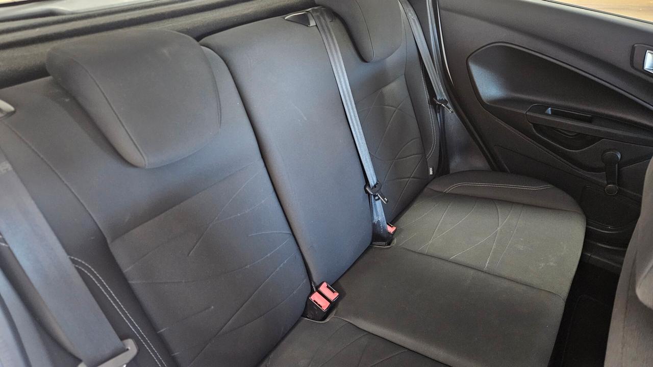 Ford Fiesta Plus 1.5 TDCi 75CV 5 porte