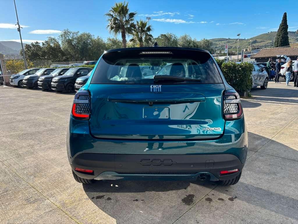 Fiat 600 Hybrid 110 CV DCT MHEV KM 0 IVA ESPOSTA Tua a solo 209 Euro al mese