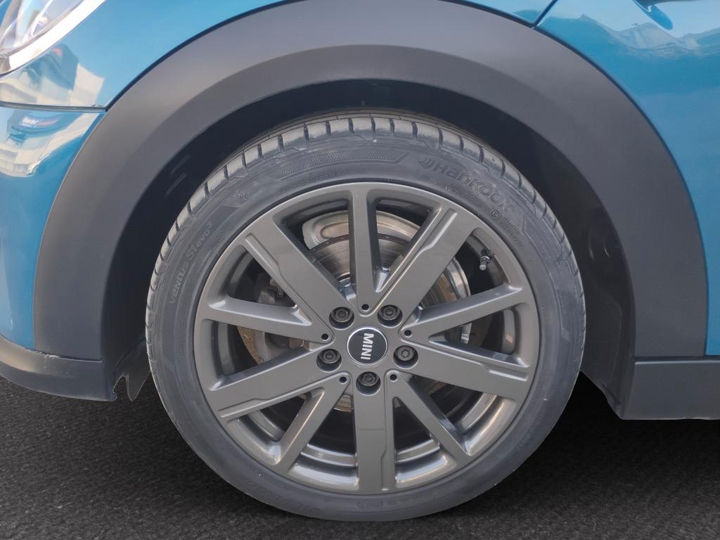 Mini 5 Porte One Essential 1.5 Twin Power Turbo 75cv.SEDILI SPORTIVI