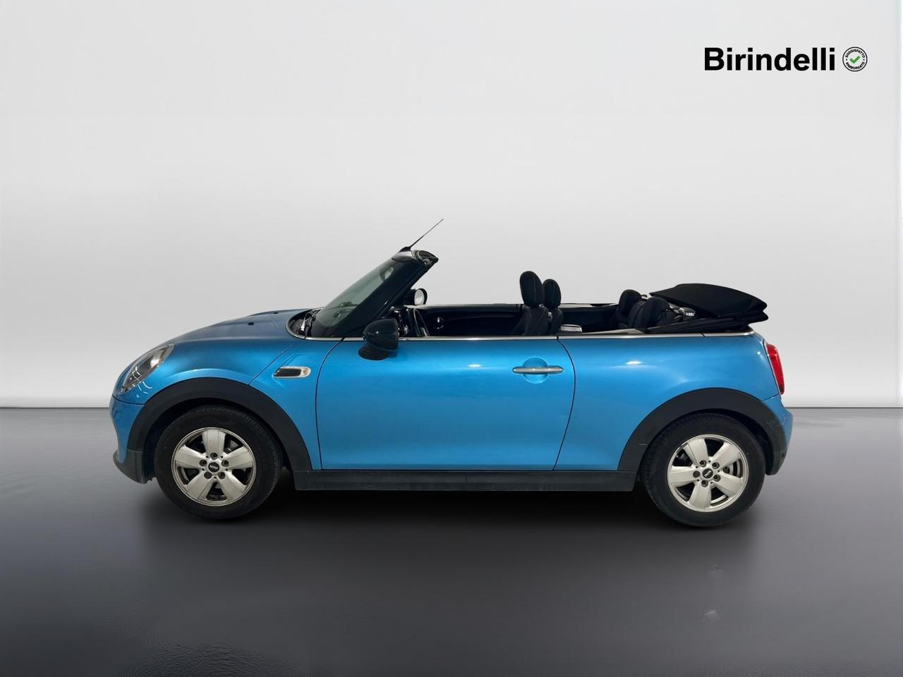 MINI Mini Cabrio (F57) - Mini 1.5 Cooper D Cabrio