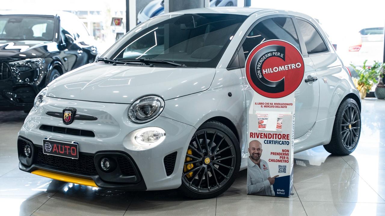 Abarth 695 1.4 TJET 180CV COMPETIZIONE CARBONIO BREMBO SABELT FULL OPTIONAL