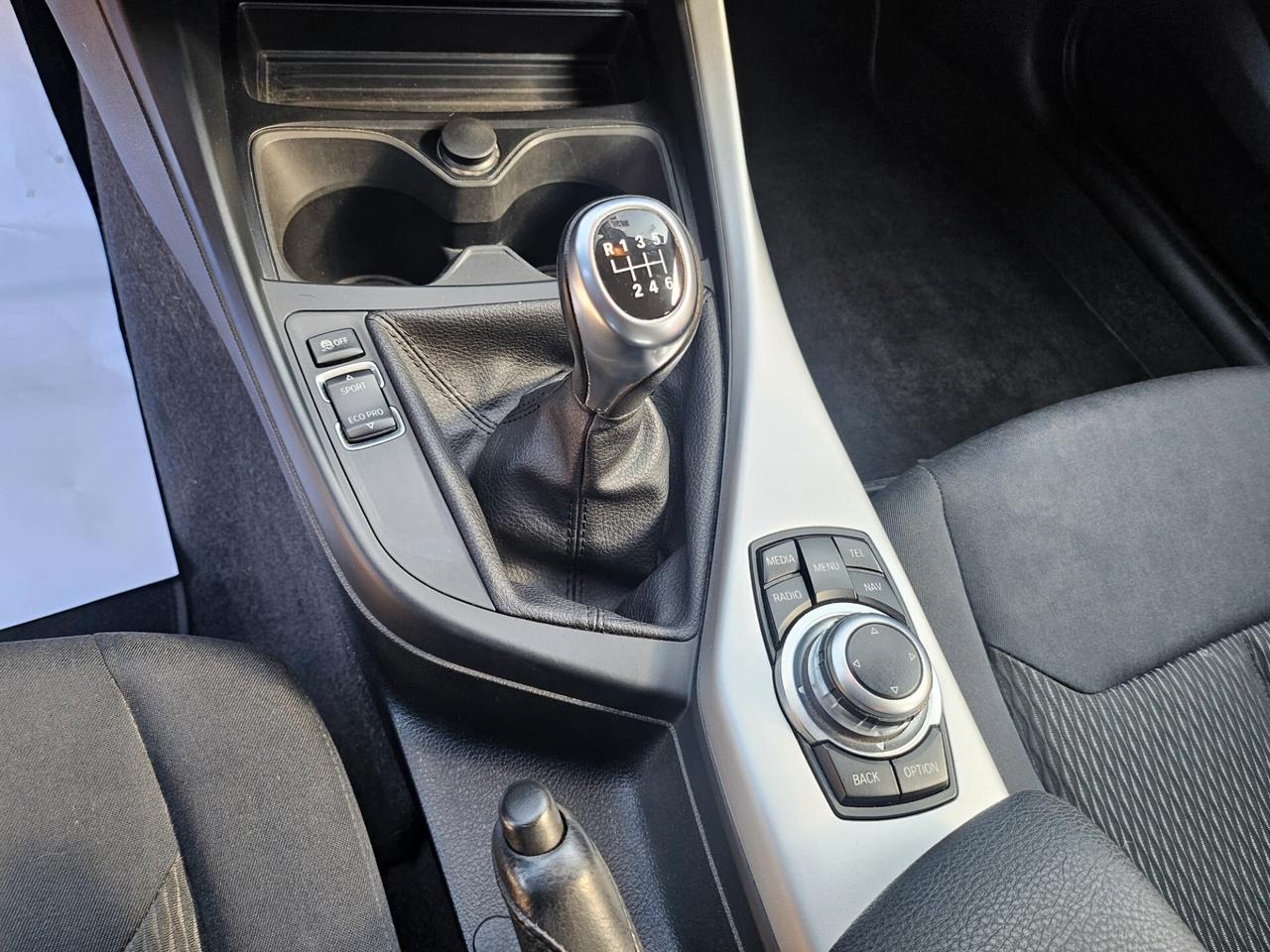 Bmw 118 118d 5p. Unique